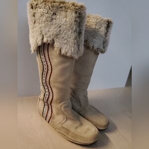 ALDO-Cozy Fur Lined Moccasin Style Boot,Genuine Leather 6.5